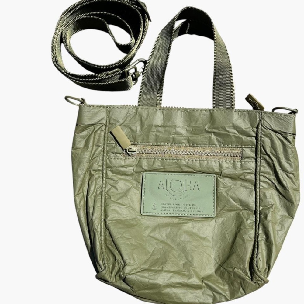 Aloha Collection from Hawaii green bag